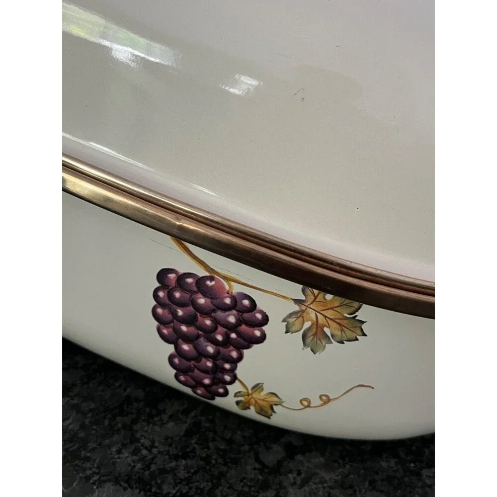Villa Grande Porcelain Enamel 8 Quart Covered Casserole Dish
